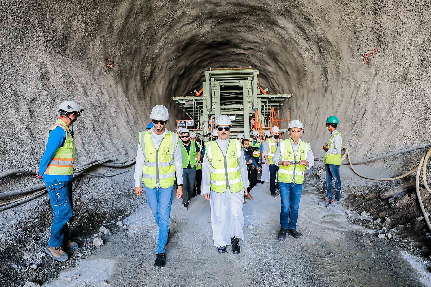 52.61%نسبة الإنجاز في المحطة الكهرومائية التي تنفذهاهيئة كهرباء ومياه دبي في حتا واكتمال إنشاء جدار السد الرئيسي