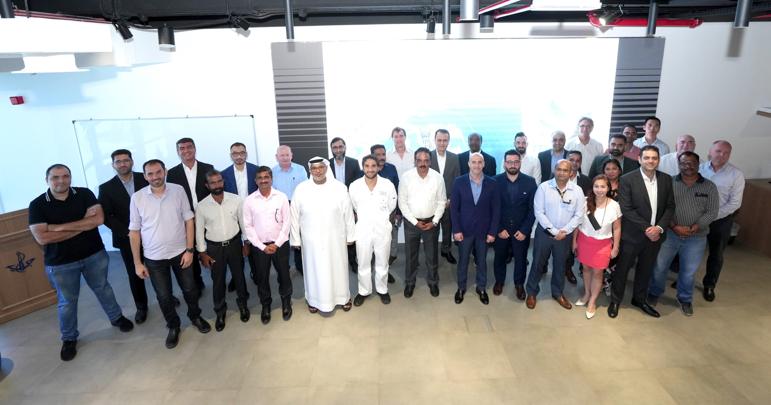 مدينة دبي الملاحية تستعرض قدراتها التنافسية عالمية المستوى لتعزيز القطاع البحري في دبي والمنطقة