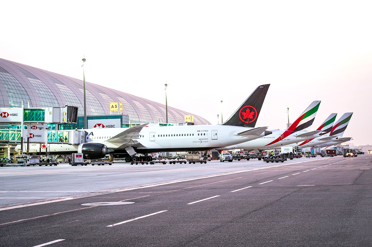 مطارات دبي تستقبل أولى رحلات طيران كندا في مبنى المسافرين 3 بمطار دبي الدولي DXB