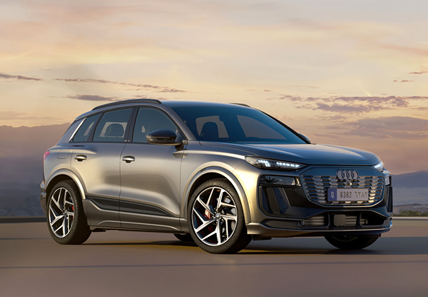 Audi Q6 e-tron الجديدة كليًا تنطلق نحو آفاقٍ جديدة في عالم السيارات الكهربائية الفاخرة – الطلبات المسبقة مفتوحة الآن لدى علي وأولاده أبوظبي