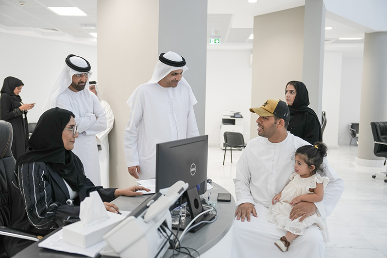 السركال يتفقّد المشاريع التطويرية في منشآت “الإمارات الصحية”  بالمنطقة الشرقية