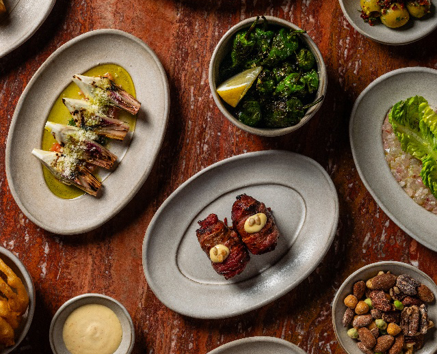 مطعم إينا يطلق قائمة جديدة من الوجبات الخفيفة والمشروبات الاستثنائية