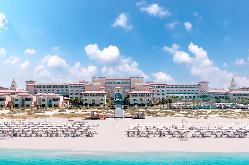 منتجع ريكسوس بريميوم جزيرة السعديات يدعو المُقيمين في الإمارات للاستمتاع بعطلة شاملة كليًّا مع عرض إقامة حصرية هذا الصيف