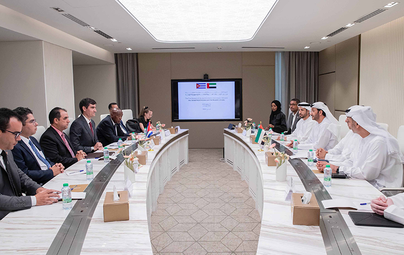 لجنة اقتصادية إماراتية كوبية تبحث فرص التعاون في التجارة والزراعة والأمن الغذائي